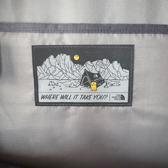 North Face Reese's Connector Backpack /Orange & Grey/Reflective Details/NWT/Rare - Picture 10 of 10